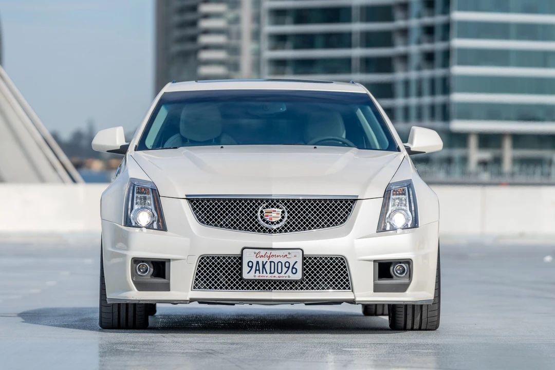 2011 Cadillac CTS-V 2nd Gen - Image 10 of 31