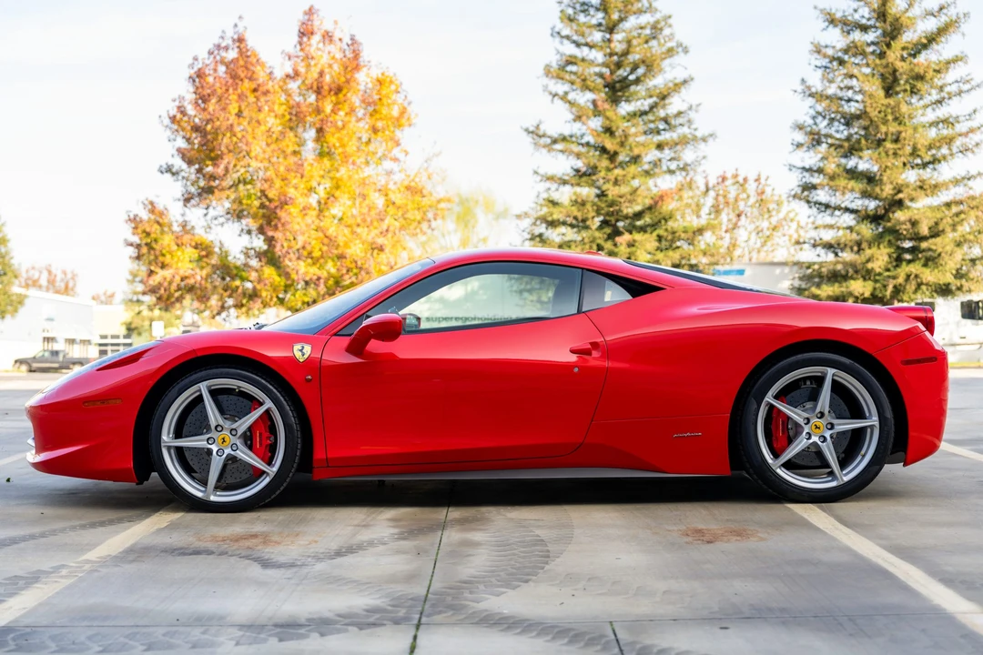 2011 Ferrari 458 Italia - Image 4 of 31