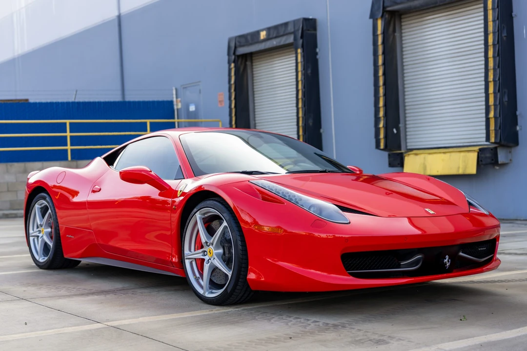 2011 Ferrari 458 Italia - Image 9 of 31