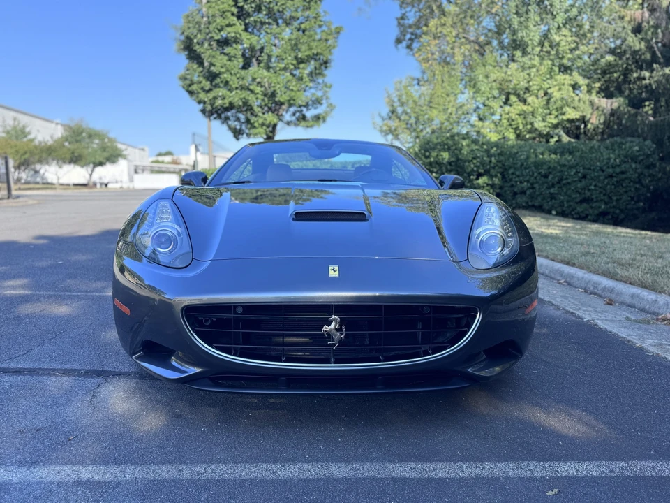 2011 Ferrari California - Image 21 of 31