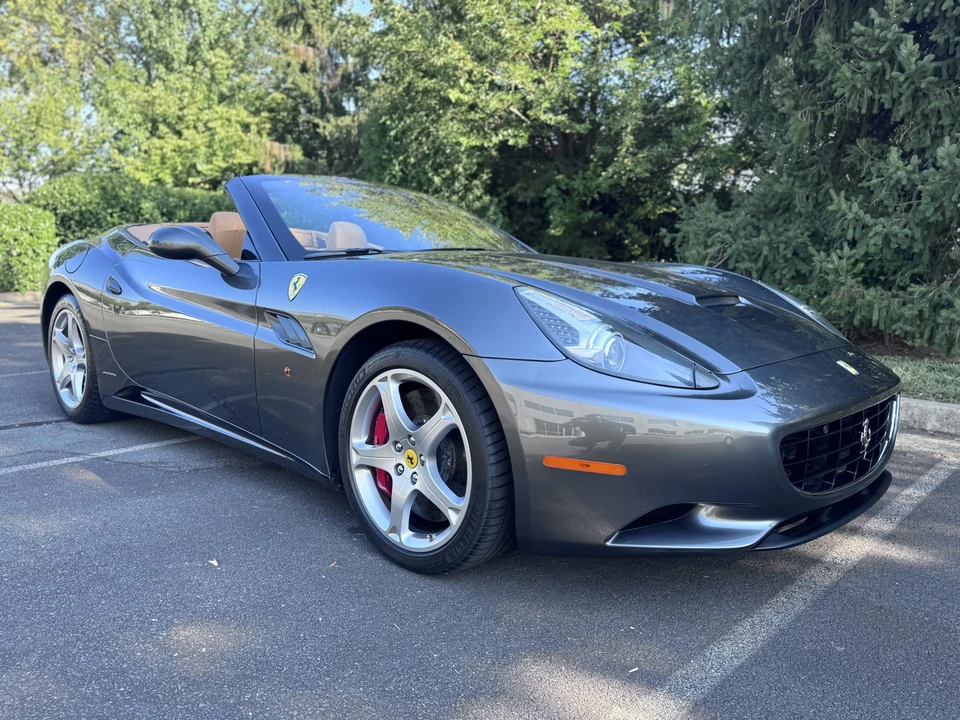 2011 Ferrari California - Image 6 of 31