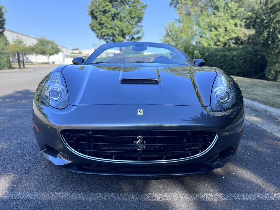 2011 Ferrari California - Image 5 of 31