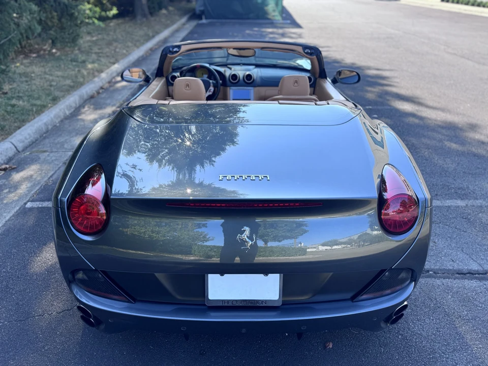 2011 Ferrari California - Image 12 of 31