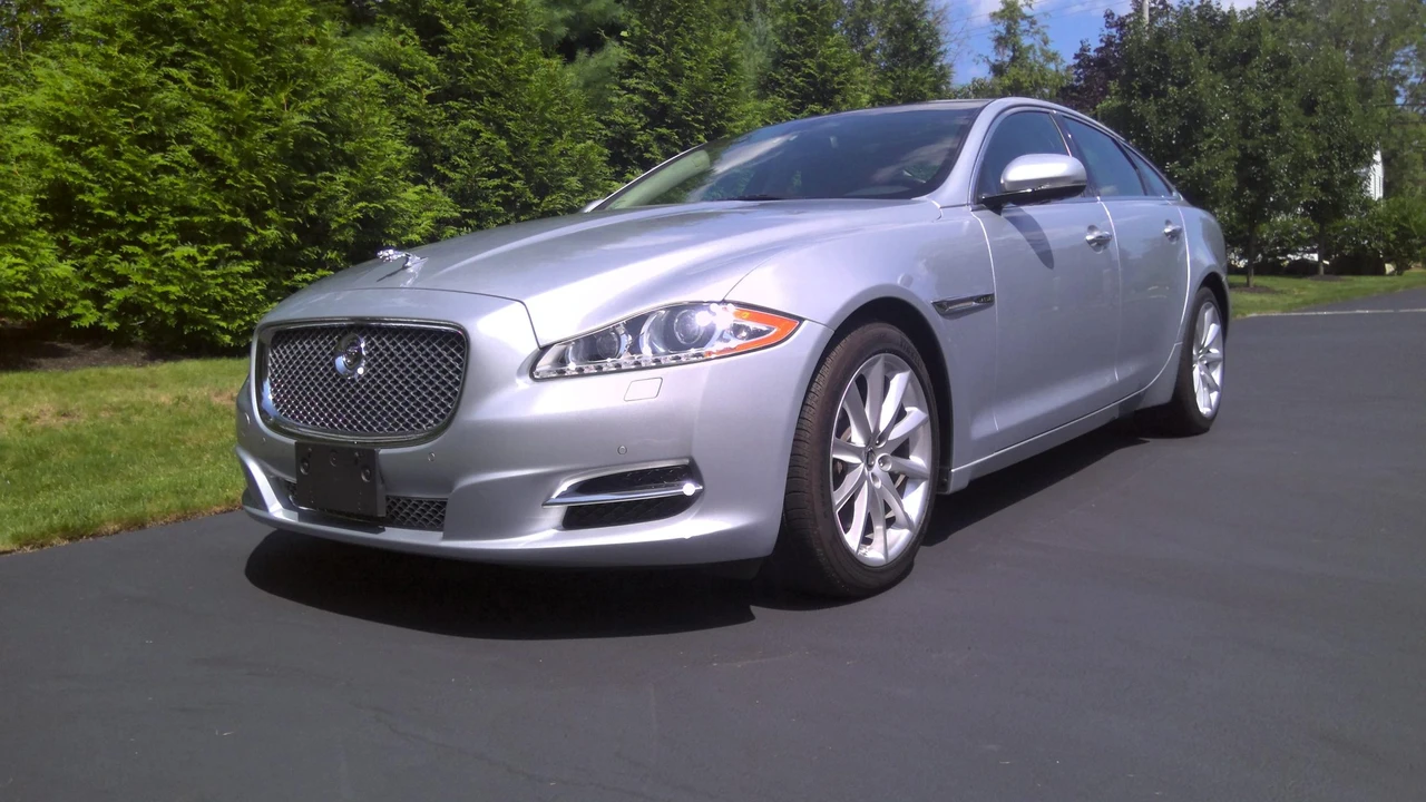 2011 Jaguar X351 XJ - Image 3 of 31