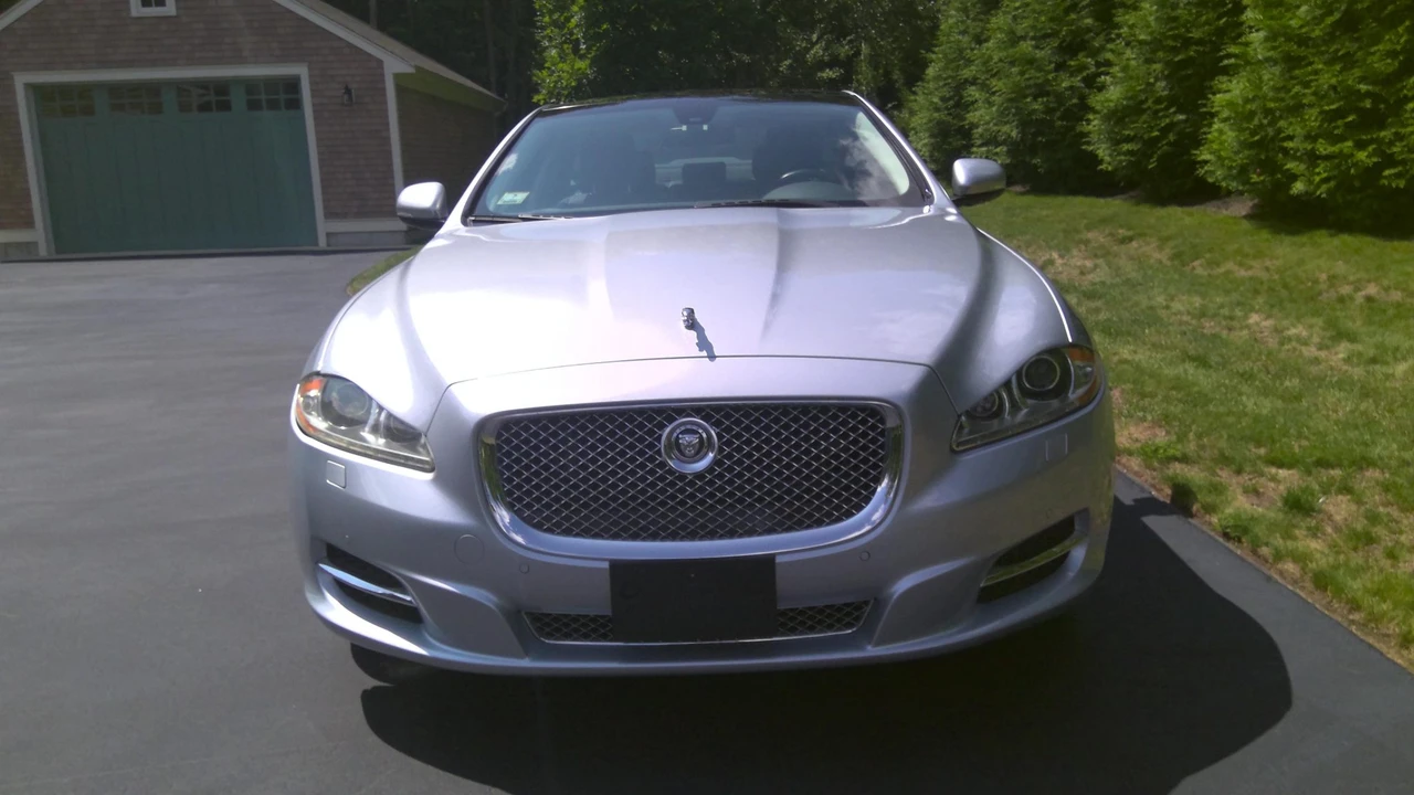 2011 Jaguar X351 XJ - Image 18 of 31