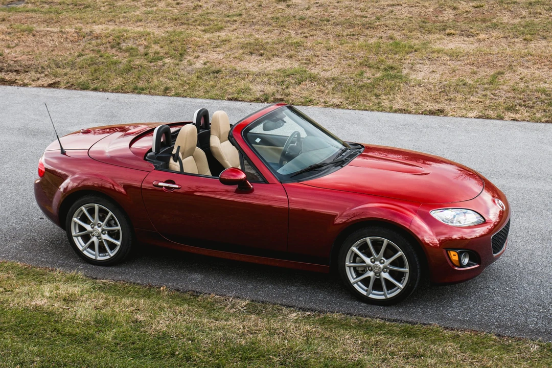 2011 Mazda NC MX-5 Miata - Image 13 of 31