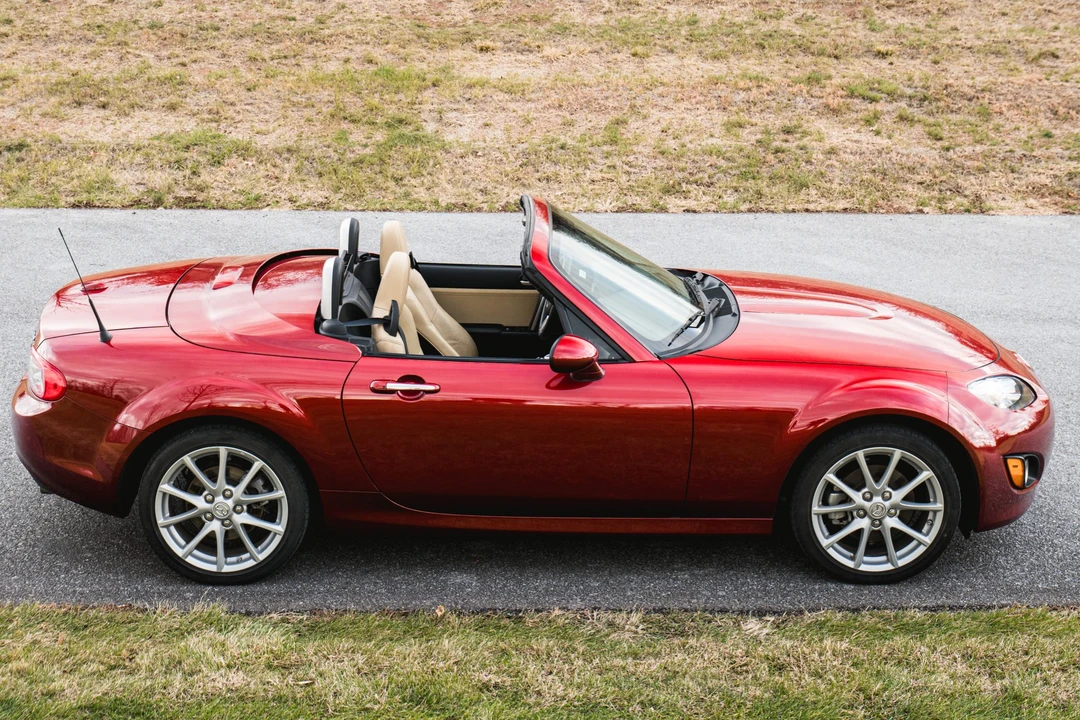 2011 Mazda NC MX-5 Miata - Image 15 of 31