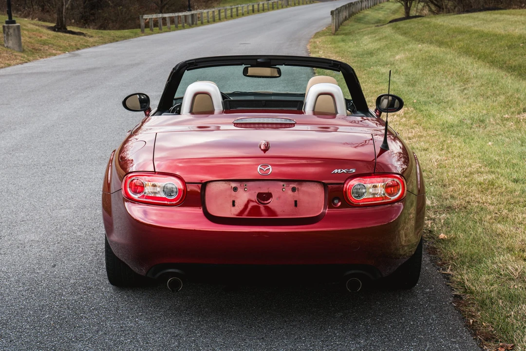 2011 Mazda NC MX-5 Miata - Image 23 of 31