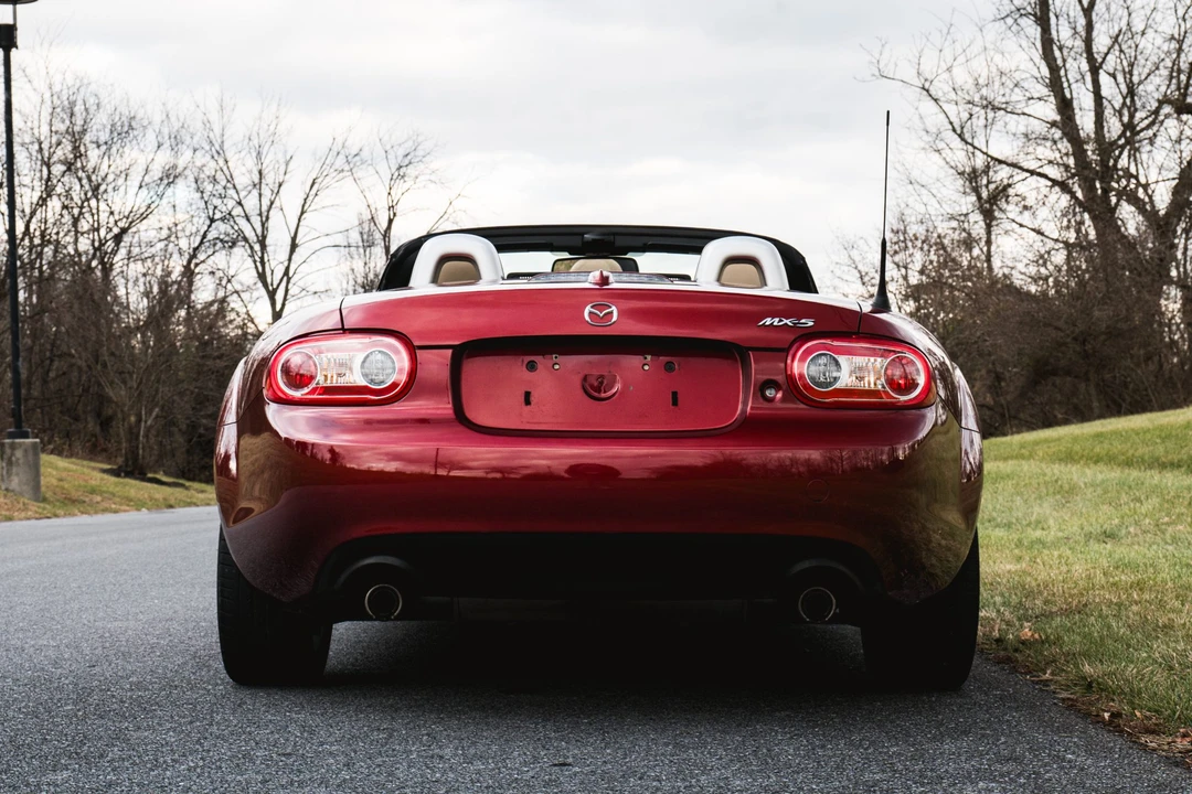 2011 Mazda NC MX-5 Miata - Image 24 of 31