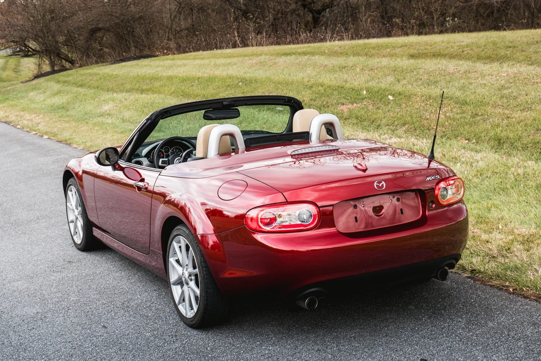 2011 Mazda NC MX-5 Miata - Image 25 of 31