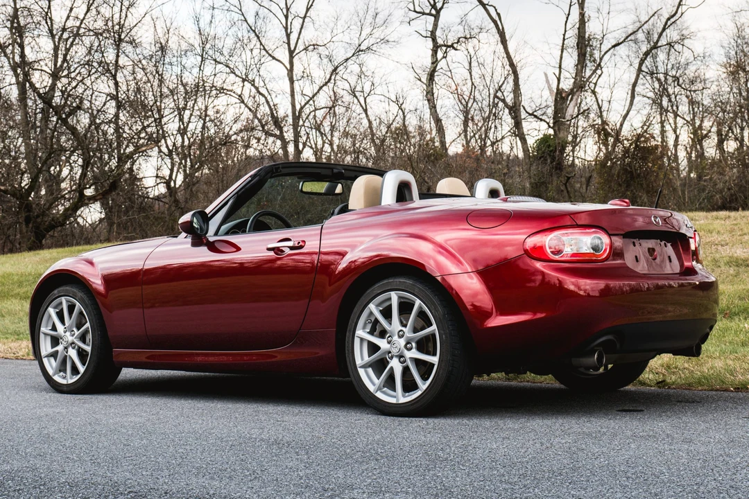 2011 Mazda NC MX-5 Miata - Image 28 of 31