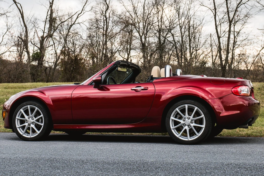 2011 Mazda NC MX-5 Miata - Image 29 of 31