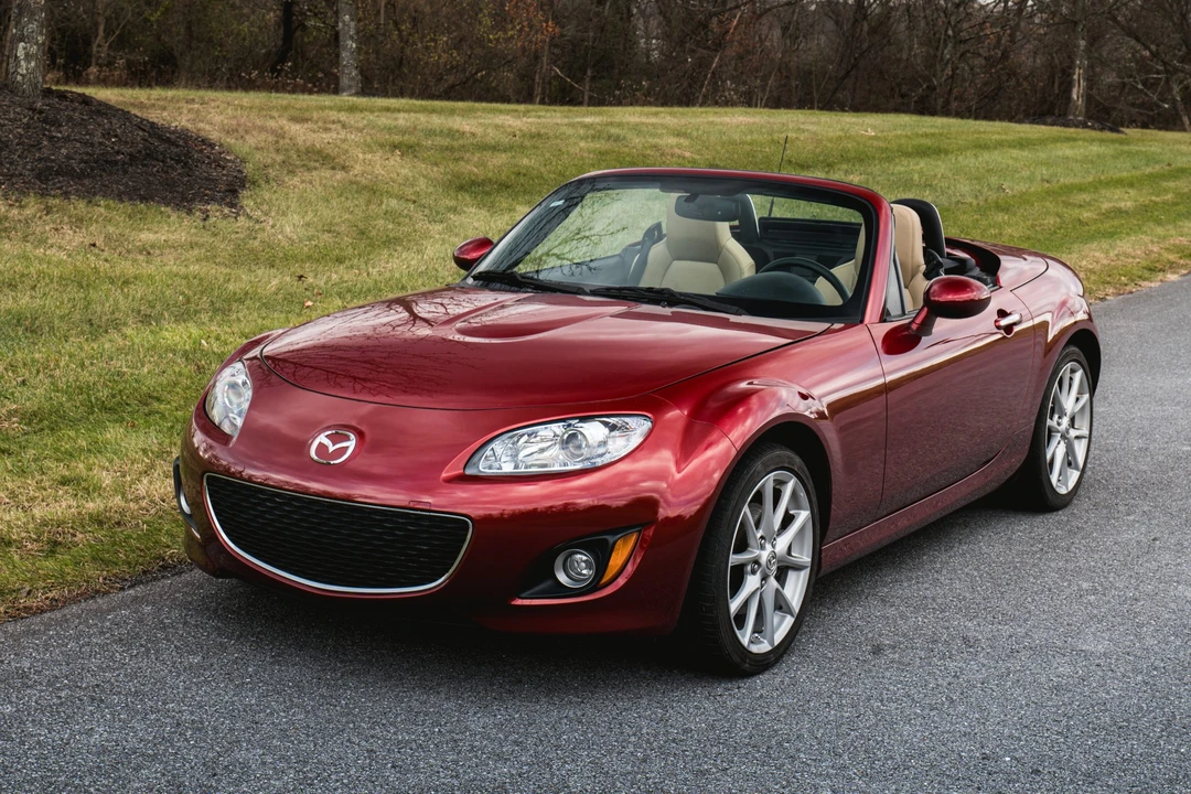 2011 Mazda NC MX-5 Miata - Image 3 of 31