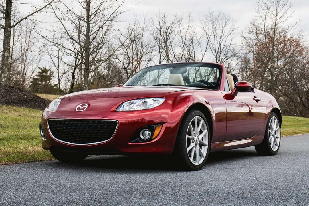 2011 Mazda NC MX-5 Miata - Image 4 of 31