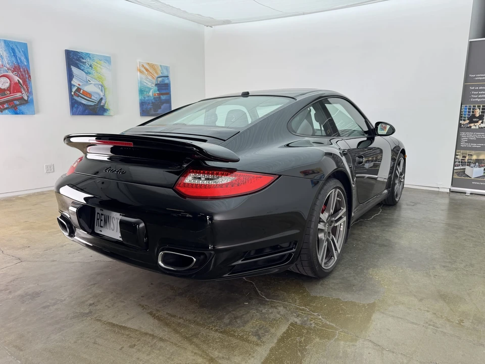 2011 Porsche 997 Turbo - Image 24 of 31