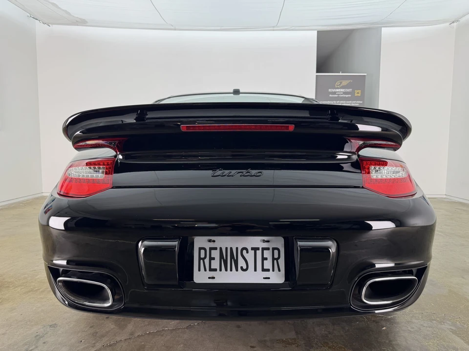 2011 Porsche 997 Turbo - Image 28 of 31
