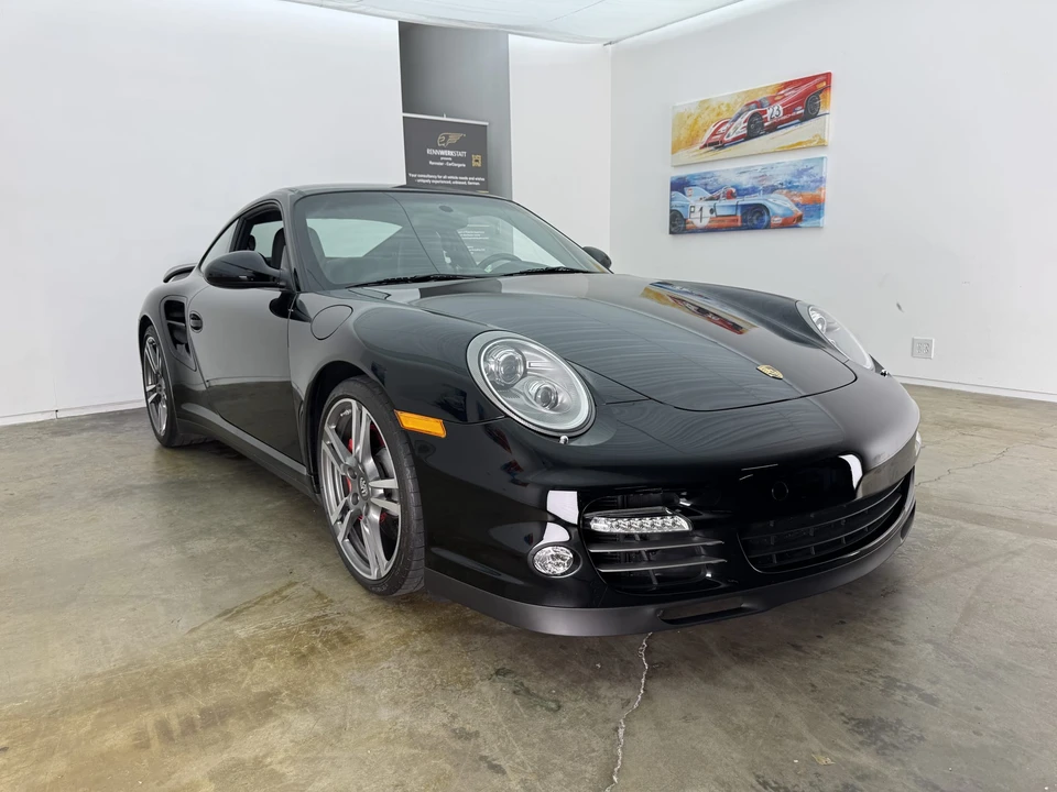 2011 Porsche 997 Turbo - Image 20 of 31