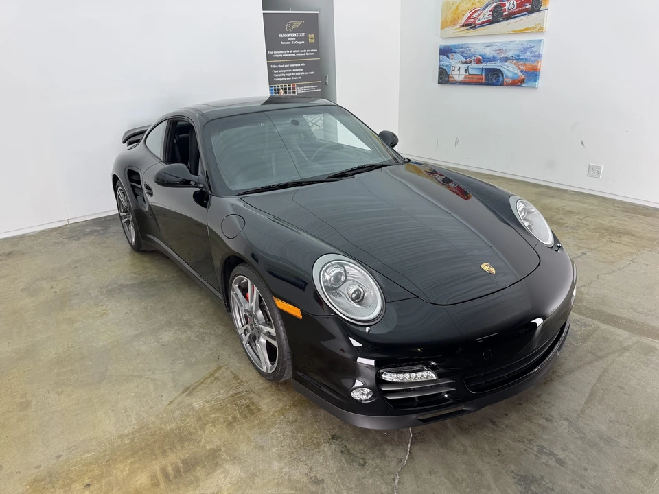 2011 Porsche 997 Turbo - Image 21 of 31