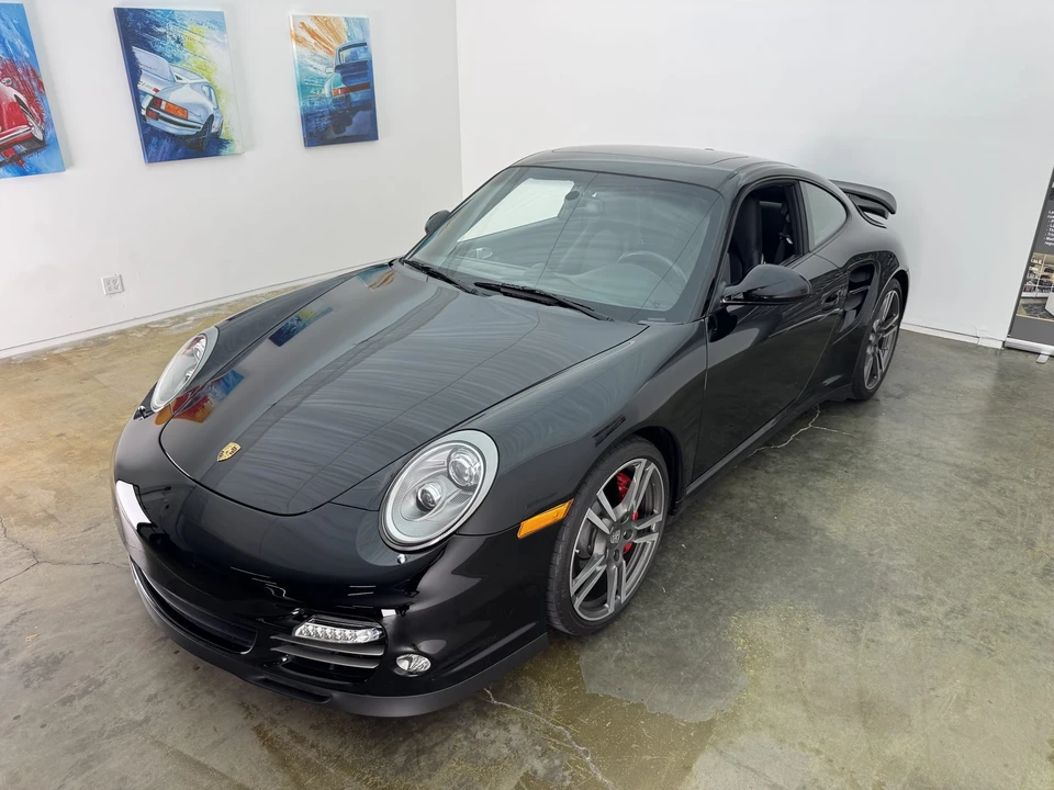 2011 Porsche 997 Turbo - Image 14 of 31