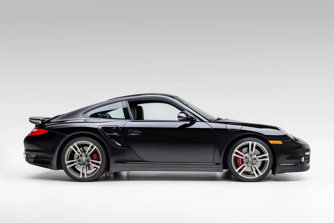 2011 Porsche 997 Turbo - Image 7 of 31