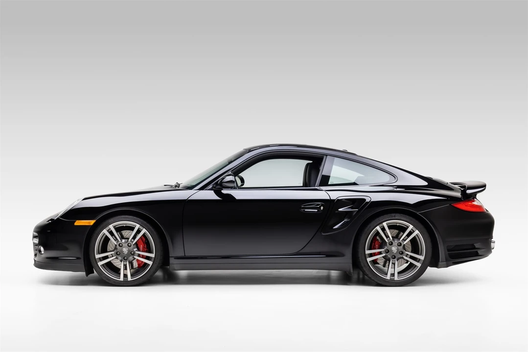 2011 Porsche 997 Turbo - Image 13 of 31