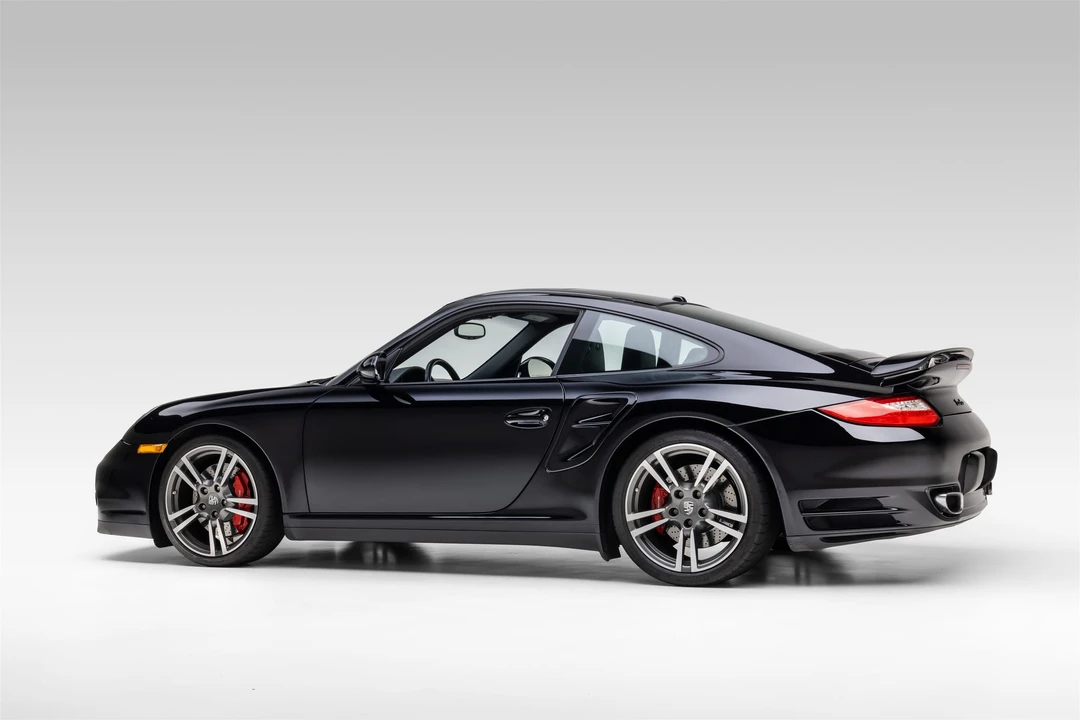 2011 Porsche 997 Turbo - Image 12 of 31