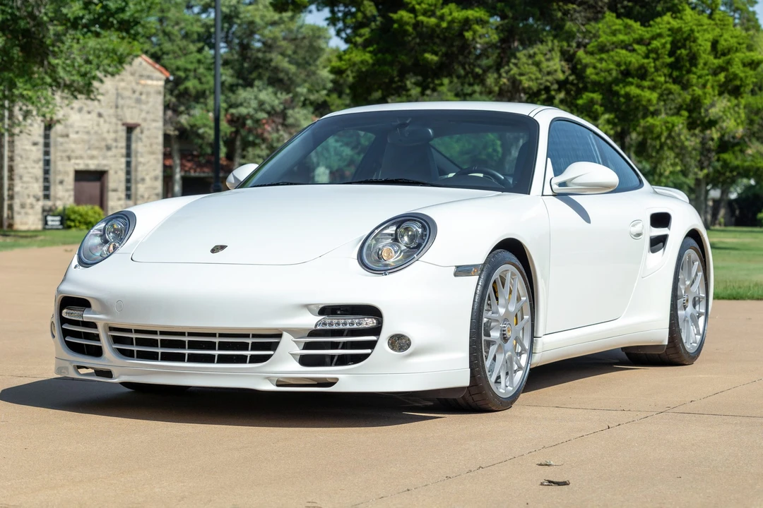 2011 Porsche 997 Turbo - Image 2 of 31