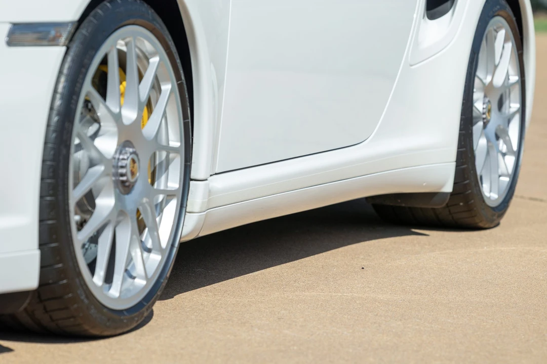 2011 Porsche 997 Turbo - Image 26 of 31