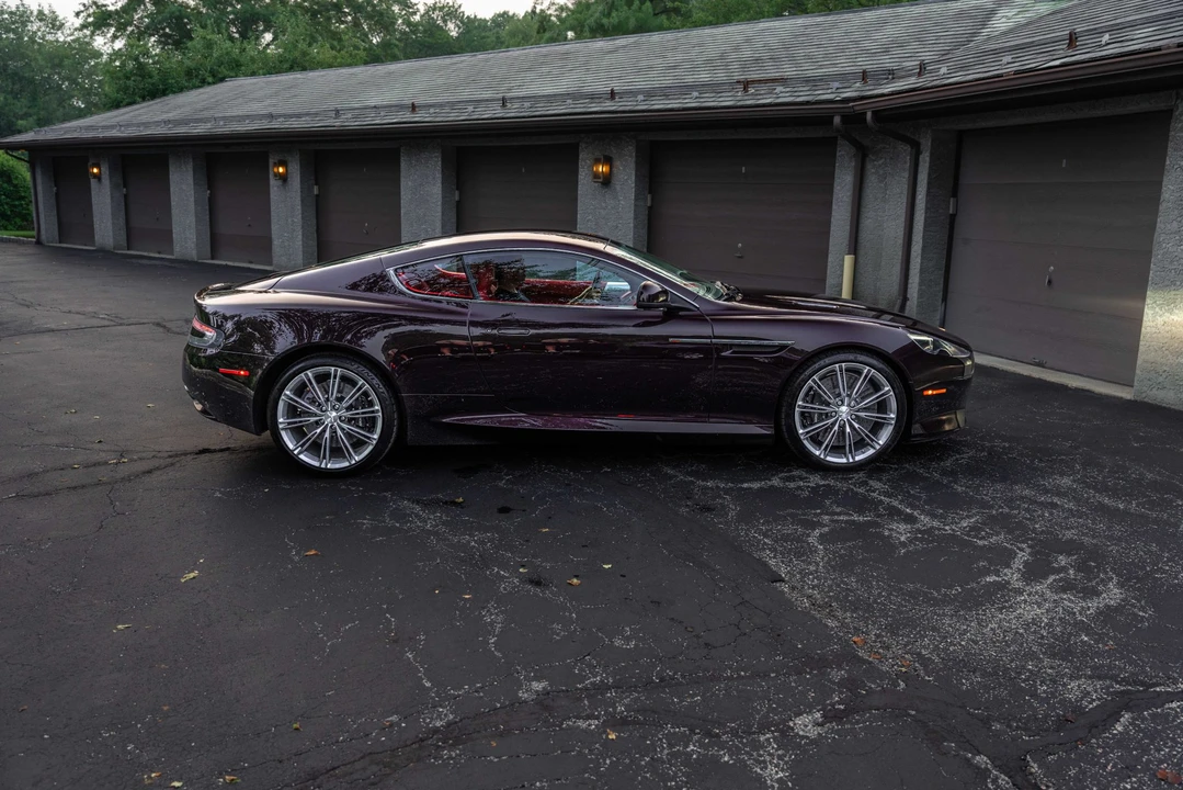 2012 Aston Martin Virage (2011-2012) - Image 10 of 31