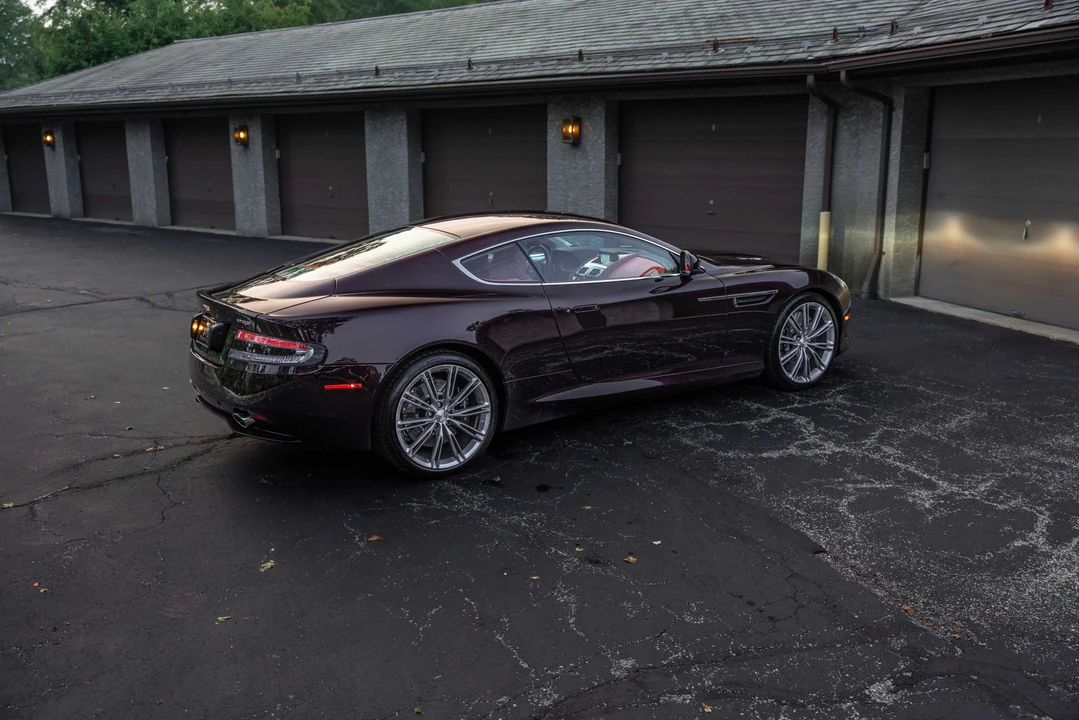2012 Aston Martin Virage (2011-2012) - Image 11 of 31