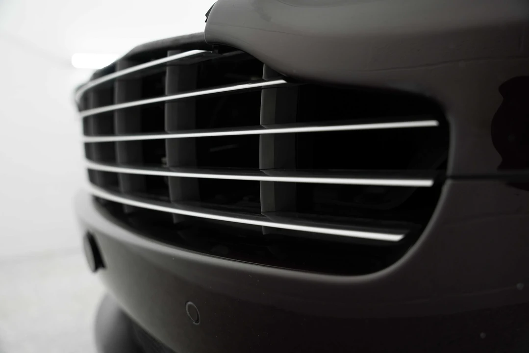 2012 Aston Martin Virage (2011-2012) - Image 27 of 31
