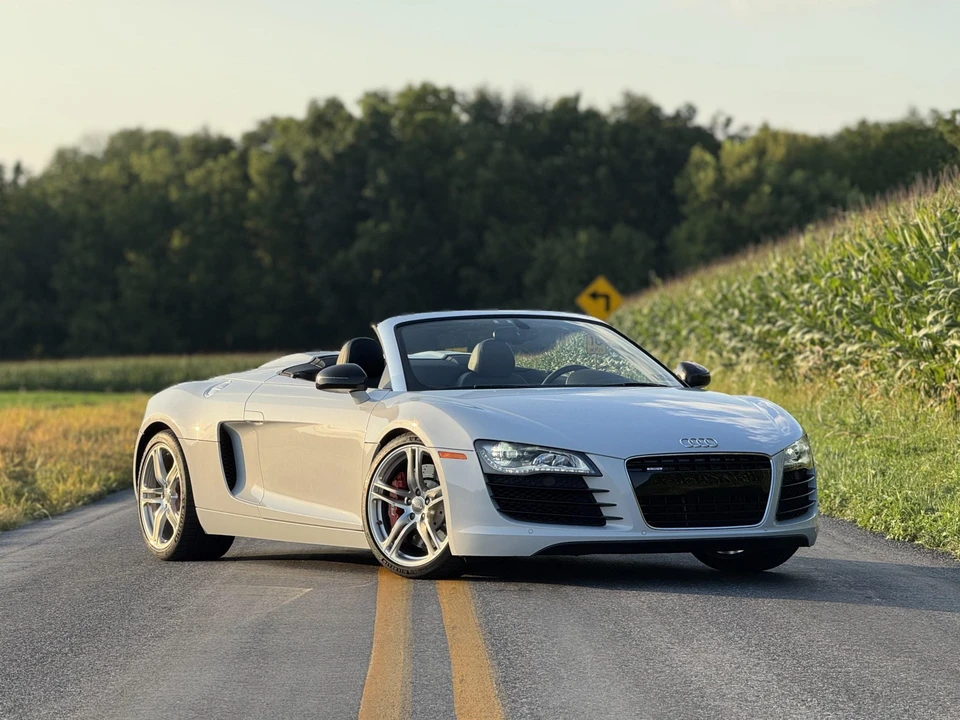 2012 Audi 42 R8 - Image 23 of 31