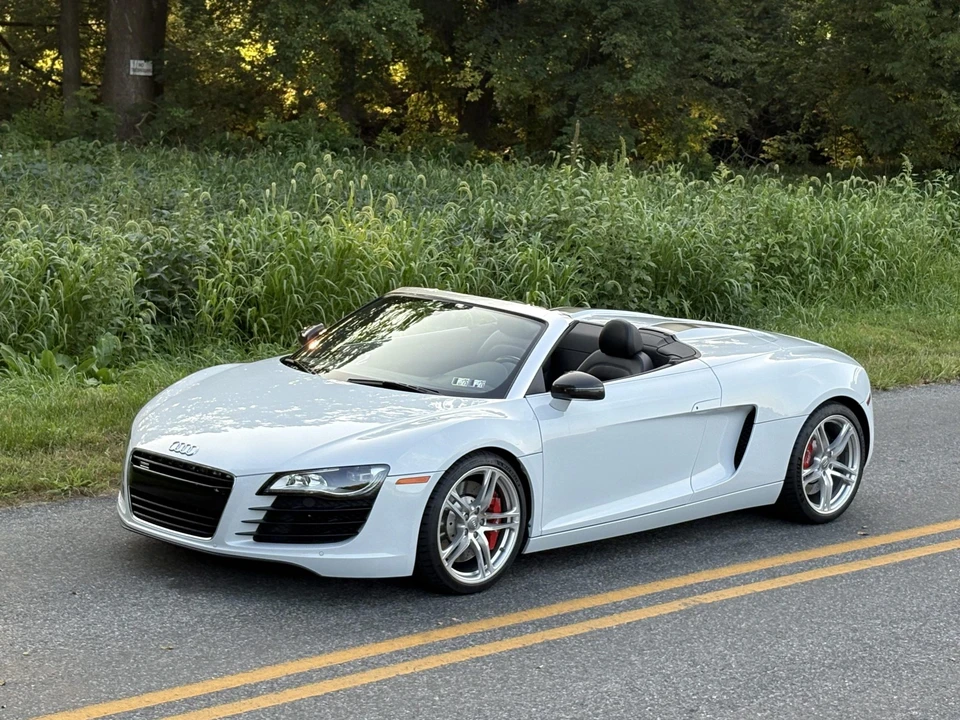 2012 Audi 42 R8 - Image 3 of 31