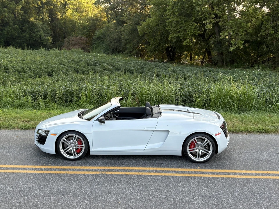 2012 Audi 42 R8 - Image 6 of 31