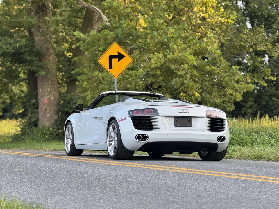 2012 Audi 42 R8 - Image 11 of 31