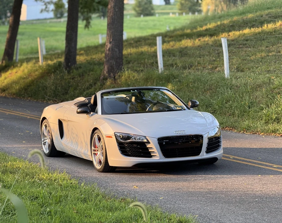 2012 Audi 42 R8 - Image 28 of 31