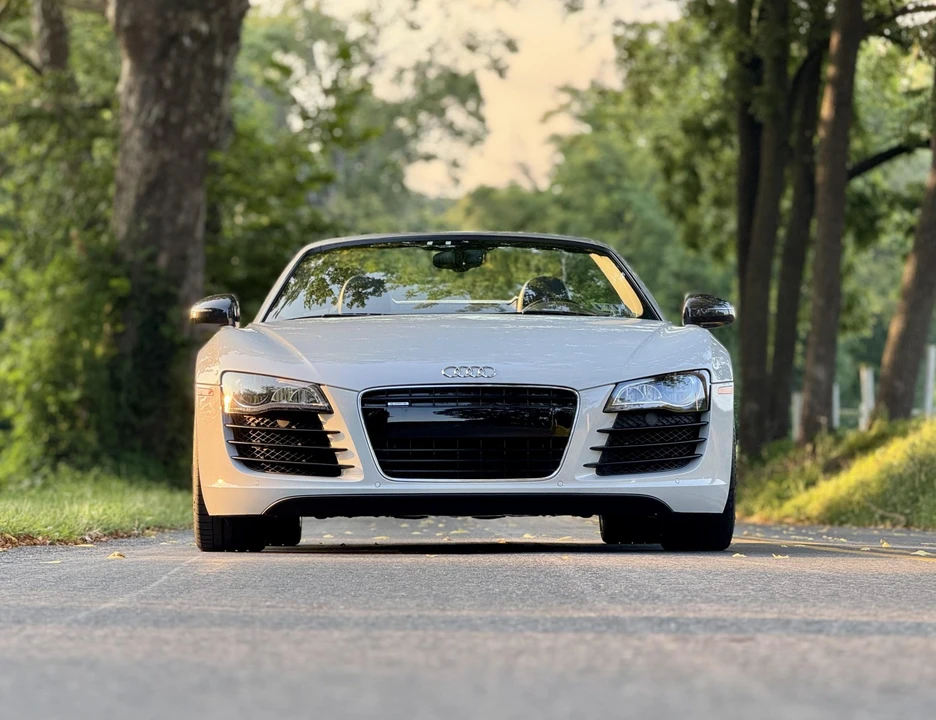2012 Audi 42 R8 - Image 30 of 31