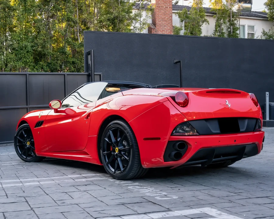 2012 Ferrari California - Image 3 of 6