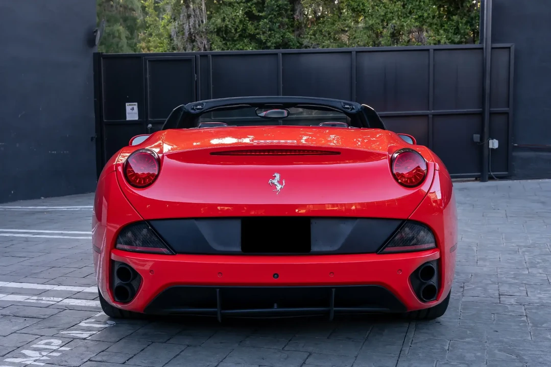 2012 Ferrari California - Image 4 of 6