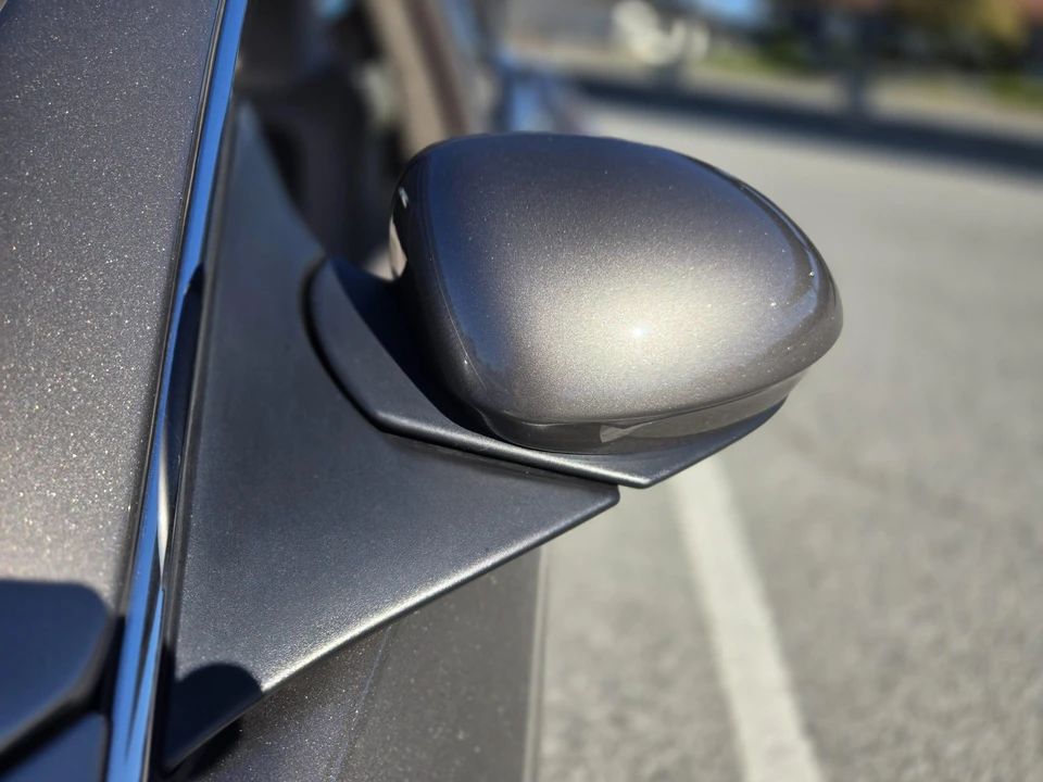 2012 Fisker Karma - Image 21 of 31