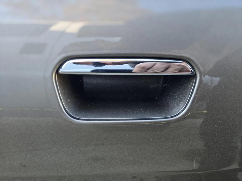 2012 Fisker Karma - Image 17 of 31