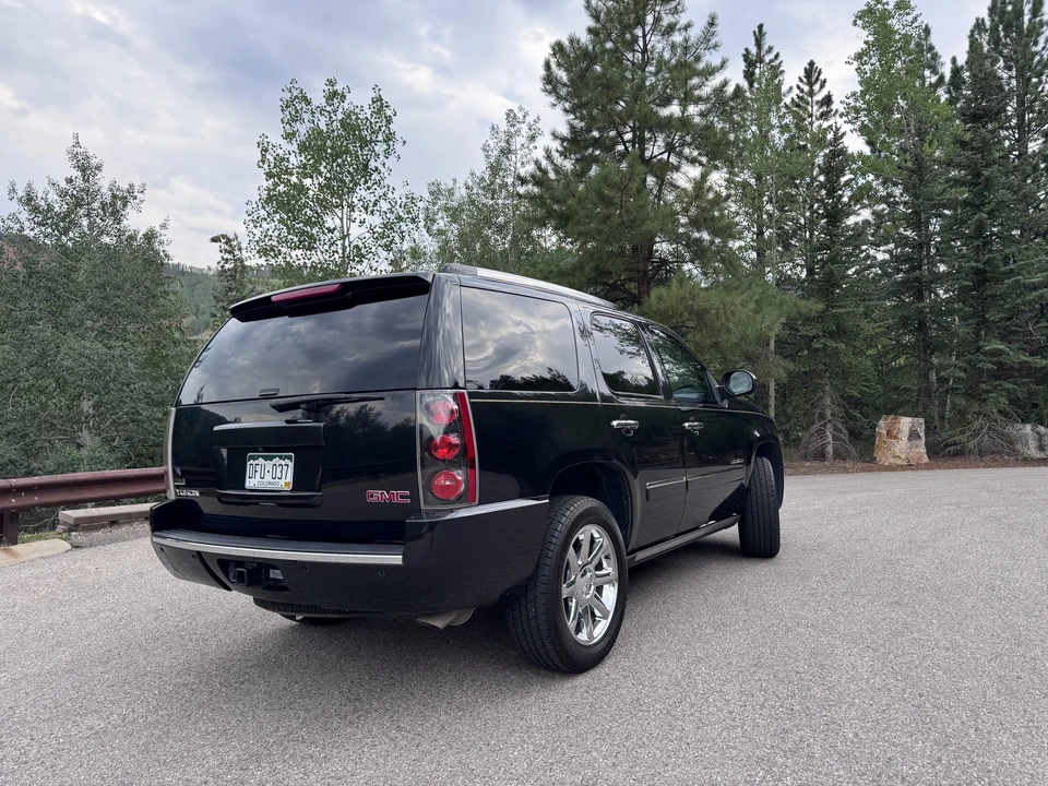 2012 GMC Yukon 3rd Gen - Image 15 of 31