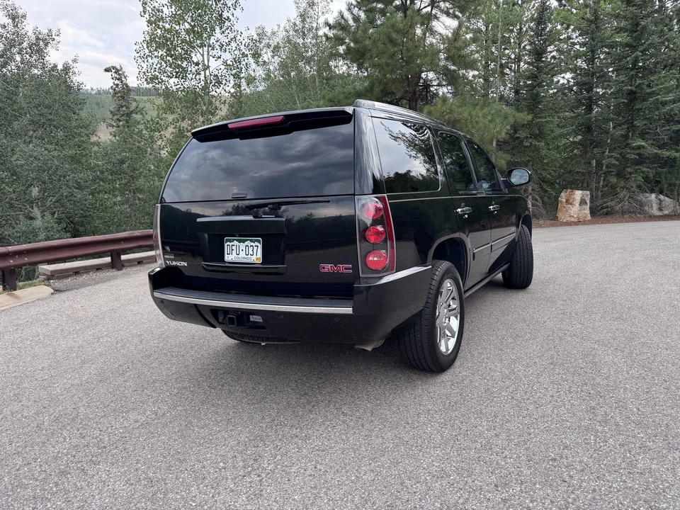 2012 GMC Yukon 3rd Gen - Image 16 of 31