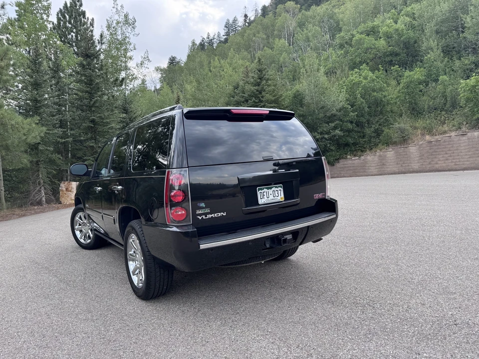 2012 GMC Yukon 3rd Gen - Image 20 of 31