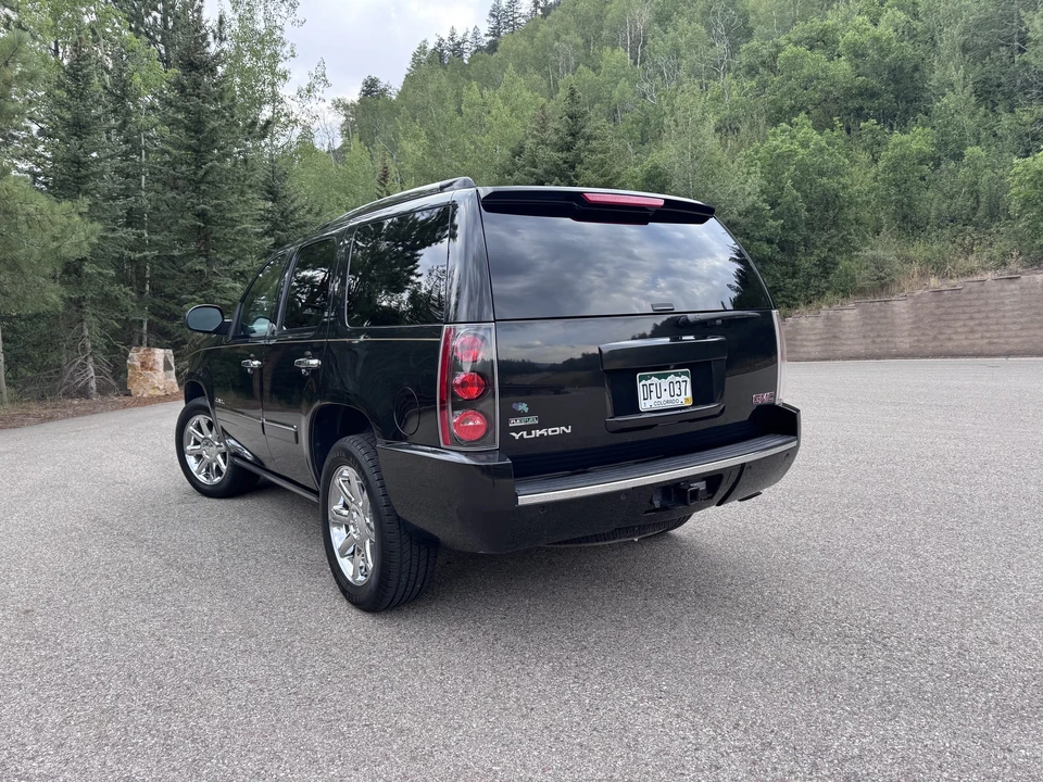 2012 GMC Yukon 3rd Gen - Image 21 of 31