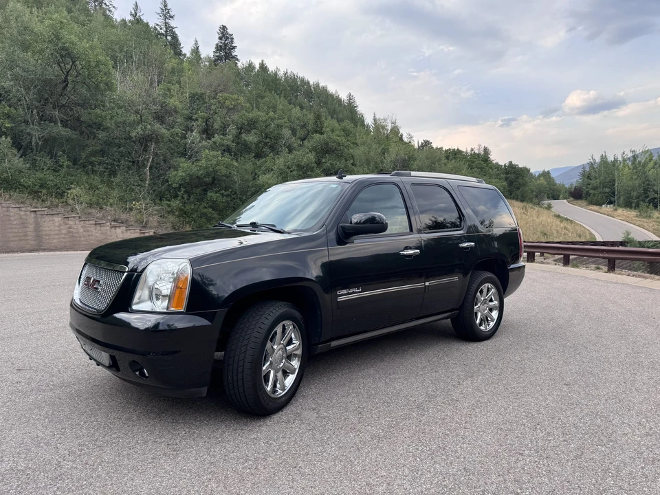 2012 GMC Yukon 3rd Gen - Image 30 of 31