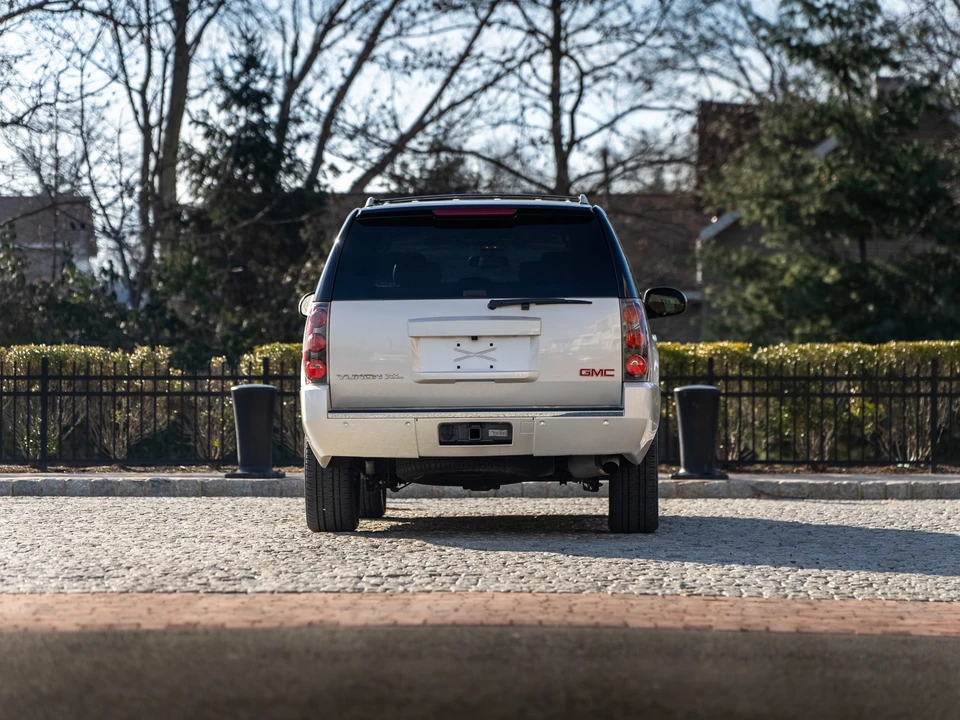2012 GMC Yukon 3rd Gen - Image 7 of 31