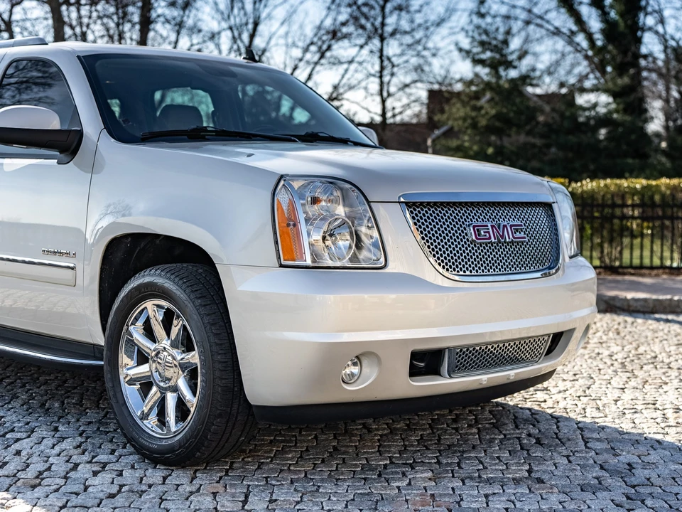 2012 GMC Yukon 3rd Gen - Image 23 of 31