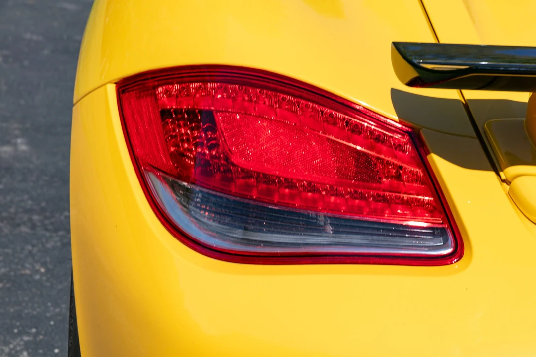 2012 Porsche 987 Cayman R - Image 28 of 31