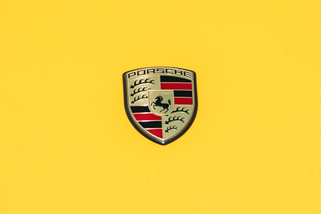 2012 Porsche 987 Cayman R - Image 12 of 31